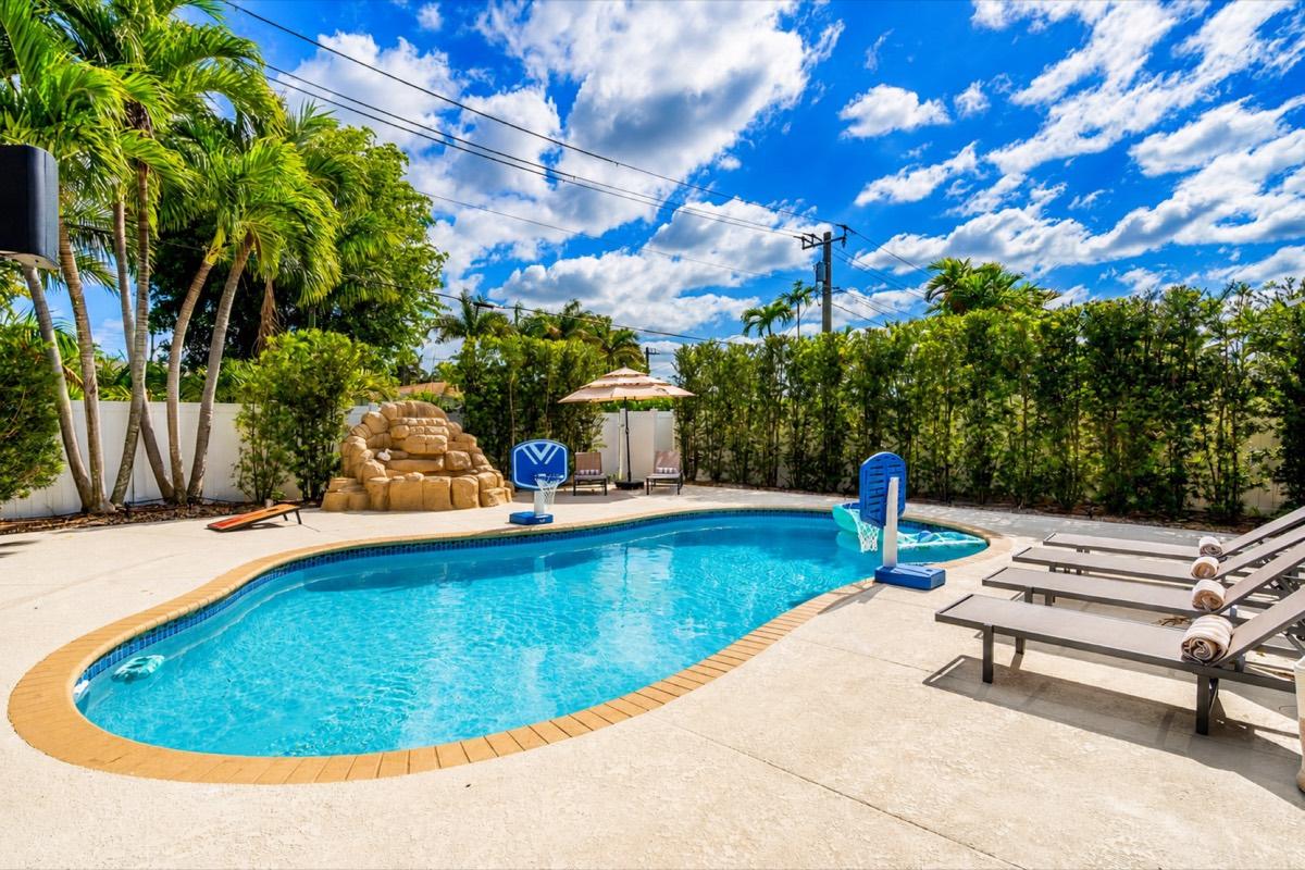 Dania Beach pool after renovation
