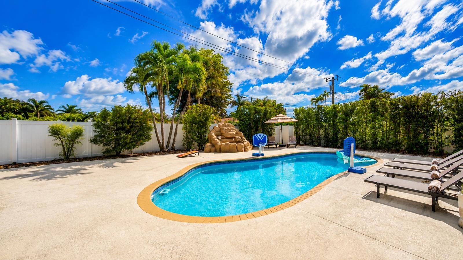 Private backyard pool in Fort Lauderdale